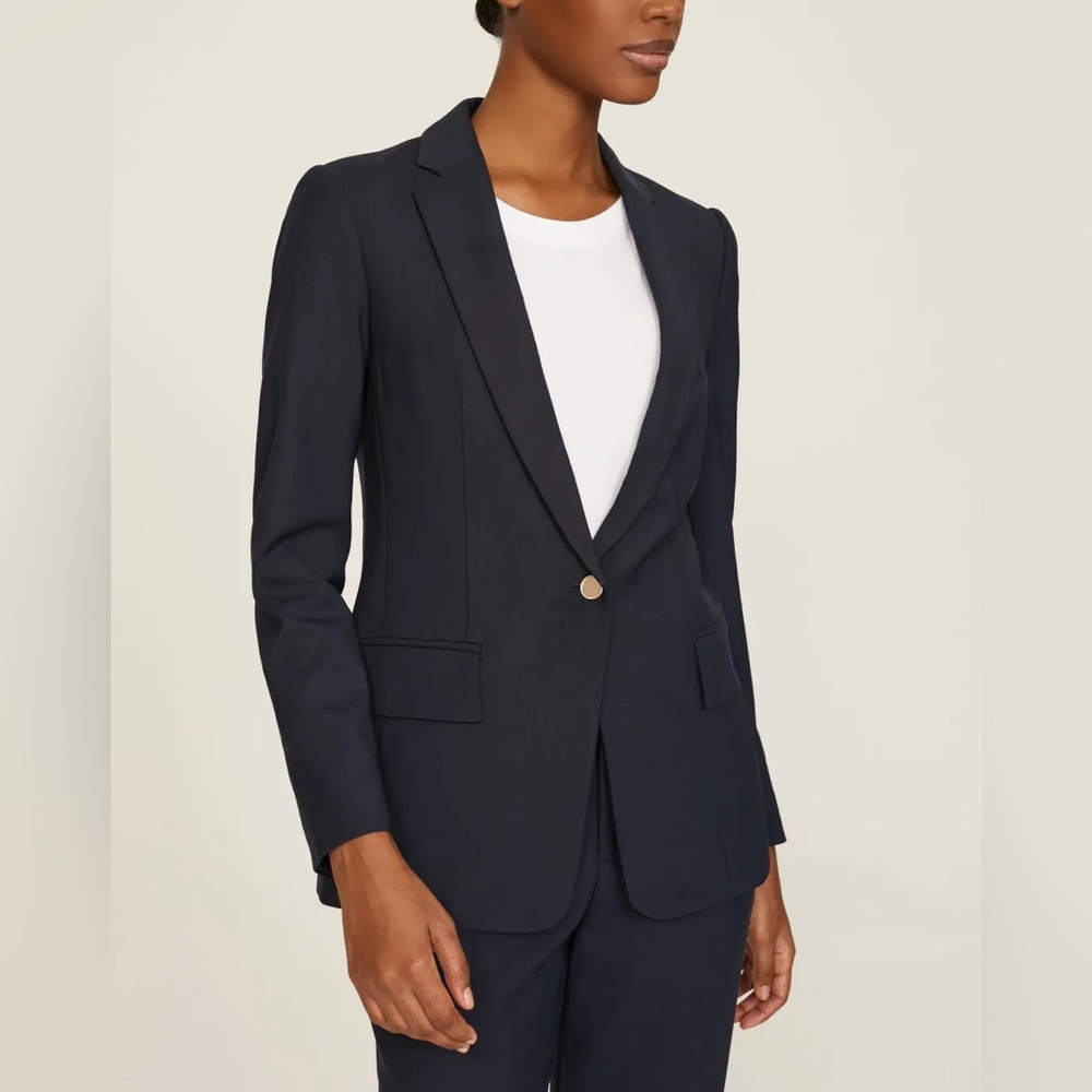Club Monaco Midnight Navy Borrem 2- Piece Suit size 6 - blazer and pants